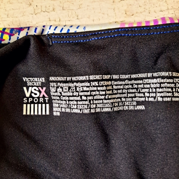 Victoria's Secret VSX Sport Medium Rise form fitt - Picture 4 of 7